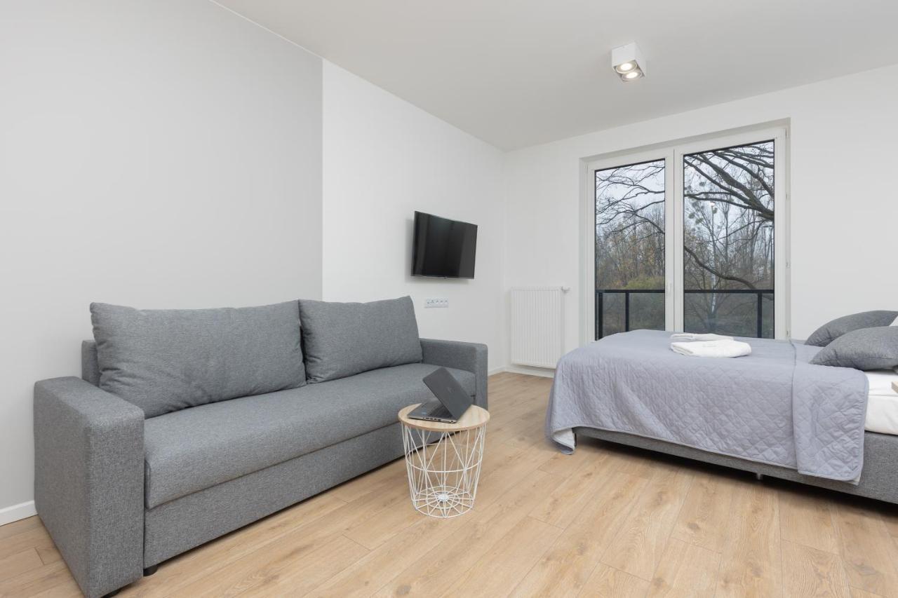 Metro Bielany Apartments With Parking By Noclegi Renters Варшава Экстерьер фото
